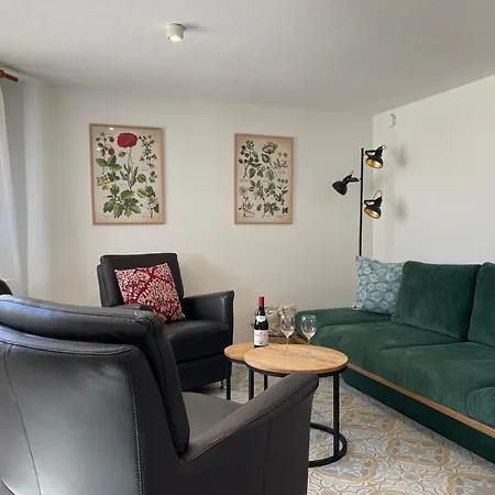 Wildrose, 度假居 *